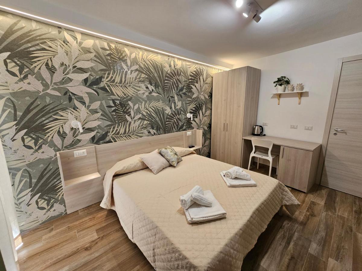 Hotel Zaffiro'S House Cefalù Esterno foto