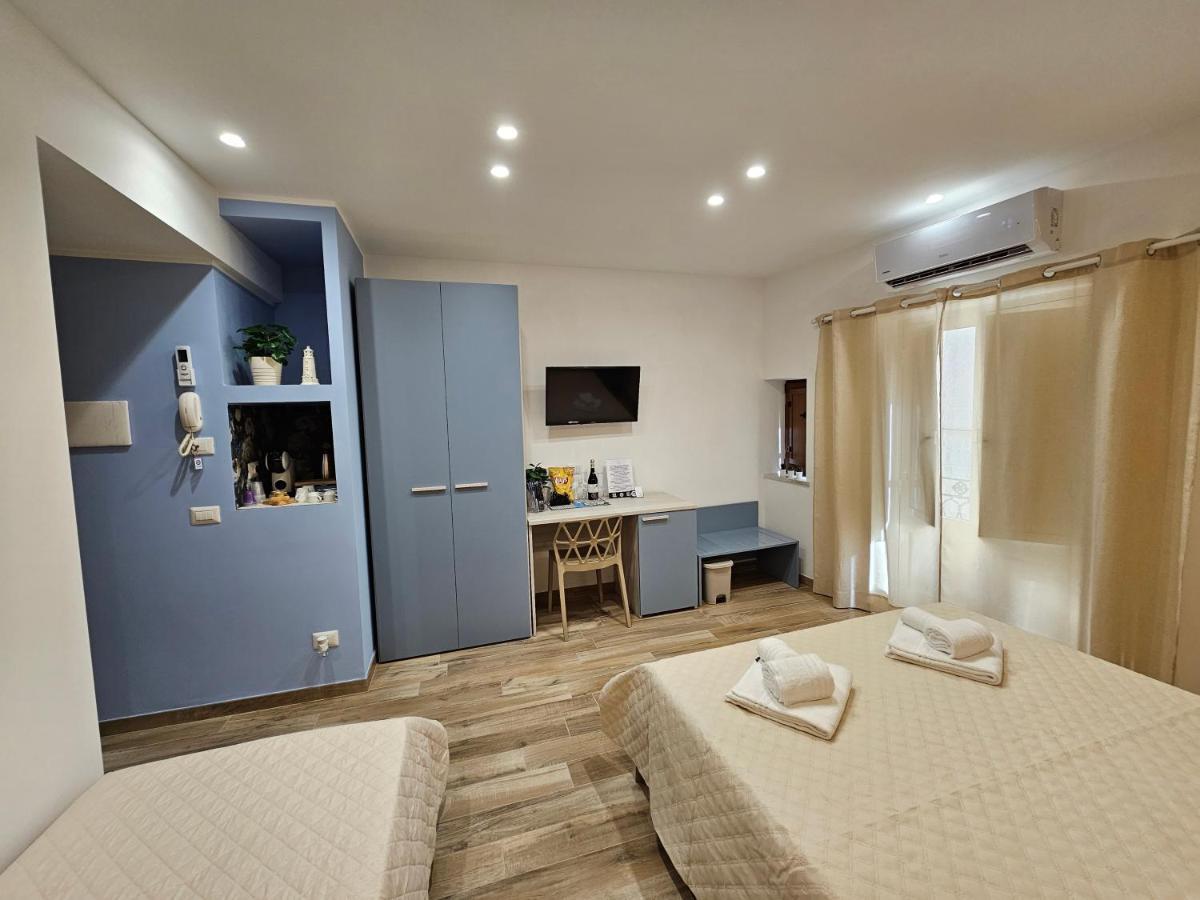 Hotel Zaffiro'S House Cefalù Esterno foto